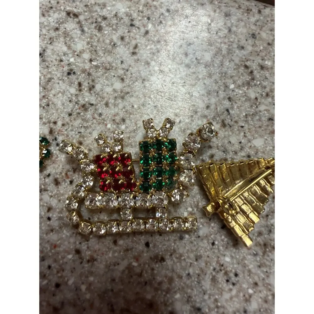 Vnt Multi-Color Prong Set Rhinestone Christmas Gold Tone Pin Brooch Lot Of 5
